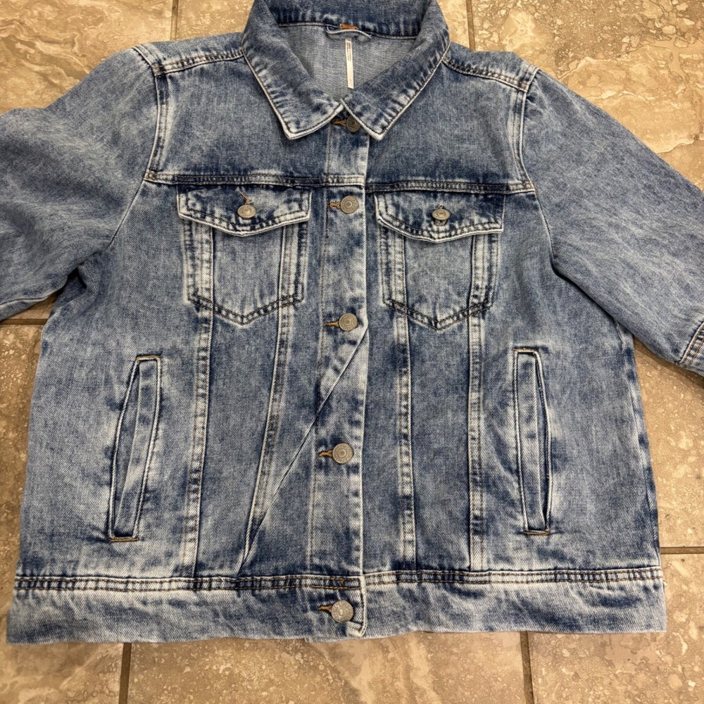 Free People Rumors  Blue Acid Wash Denim Trucker Jacket Womens Large‎ - Picture 5 of 16